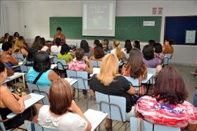 Professores de Matemática e Português participam de capacitação em Resende